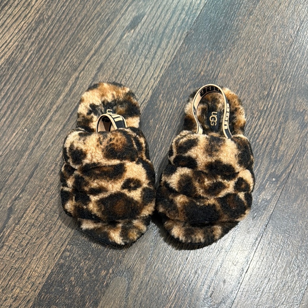 UGG Leopard Print Fuzzy Slippers